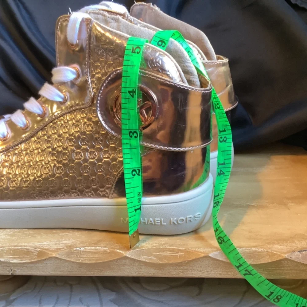 EUC Michael Kors Gold Embossed Ivy Lexie hi top‎ sneakers - Picture 11 of 13